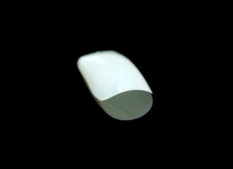 2101-04_03.jpg