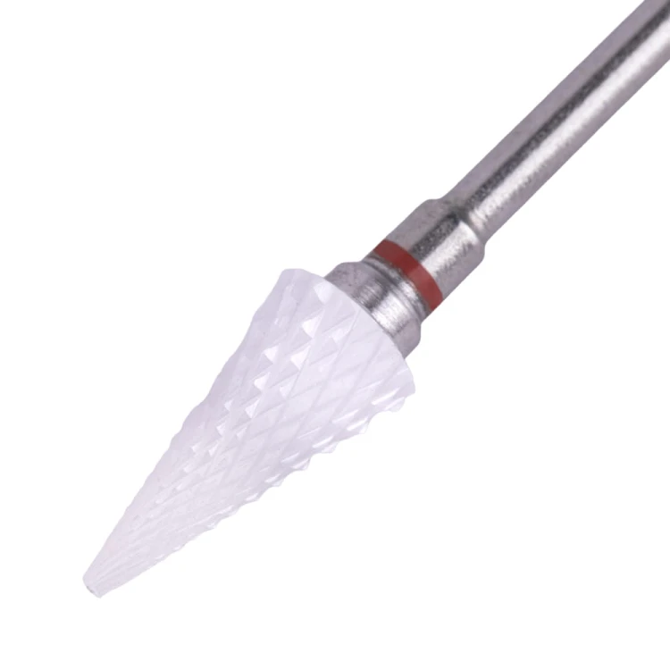 Frez-ceramiczny-do-sciagania-masy-Triangle-choinka-stozek-S-3-32-delikatny-2.webp