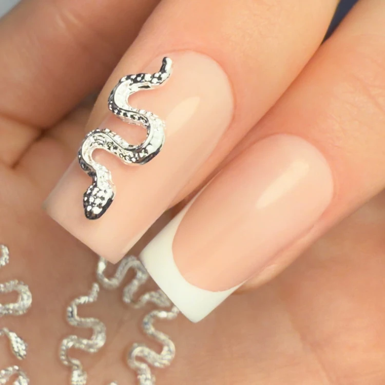 5903990597039-OZDOBY-DO-PAZNOKCI-MOLLY-NAILS-SZ-152-WEZE-3D-10szt-2.webp