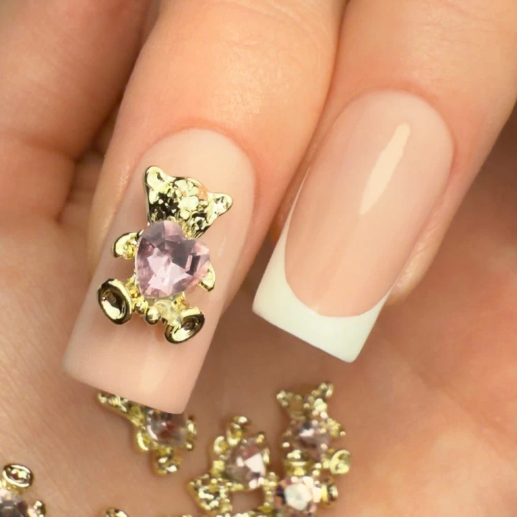 5903990597237-OZDOBY-DO-PAZNOKCI-MOLLY-NAILS-MISIE-3D-Nr4-10szt-2.webp