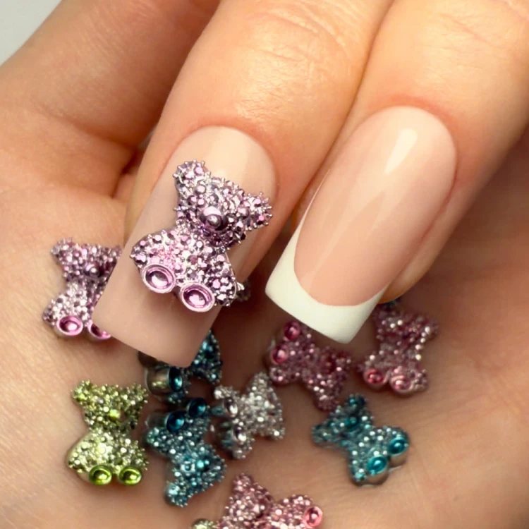 5903990596605-OZDOBY-DO-PAZNOKCI-MOLLY-NAILS-MISIE-3D-MIX-KOLOROW-20szt-2.webp