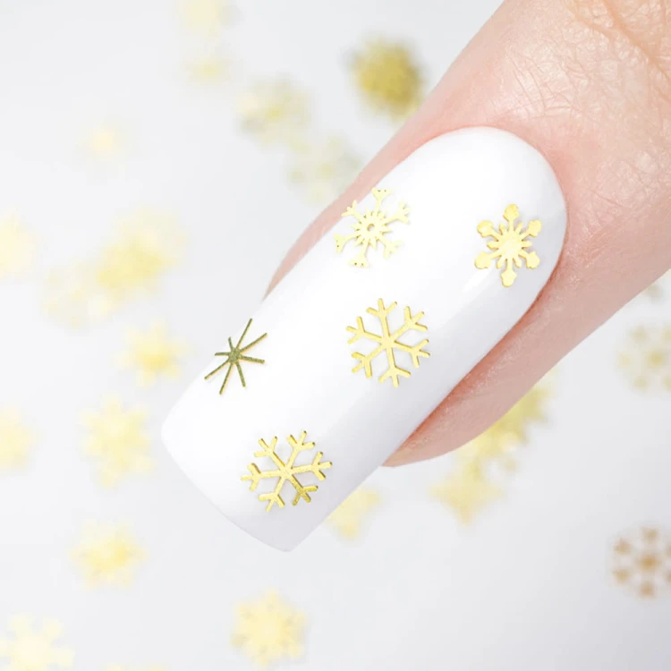 OZDOBY-DO-PAZNOKCI-SNOWFLAKES-SWIATECZNE-SNIEZYNKI-SLOICZEK-3.webp