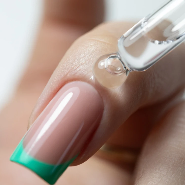 pol_pl_Oliwka-perfumowana-do-paznokci-Timeless-Molly-Nails-Nail-Cuticle-Oil-10-ml-25575_2.jpg
