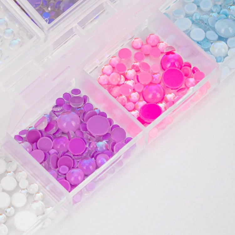 Ozdoby-do-paznokci-Molly-Nails-kasetka-kamyki-mix-kolorow-1000-szt-4.webp